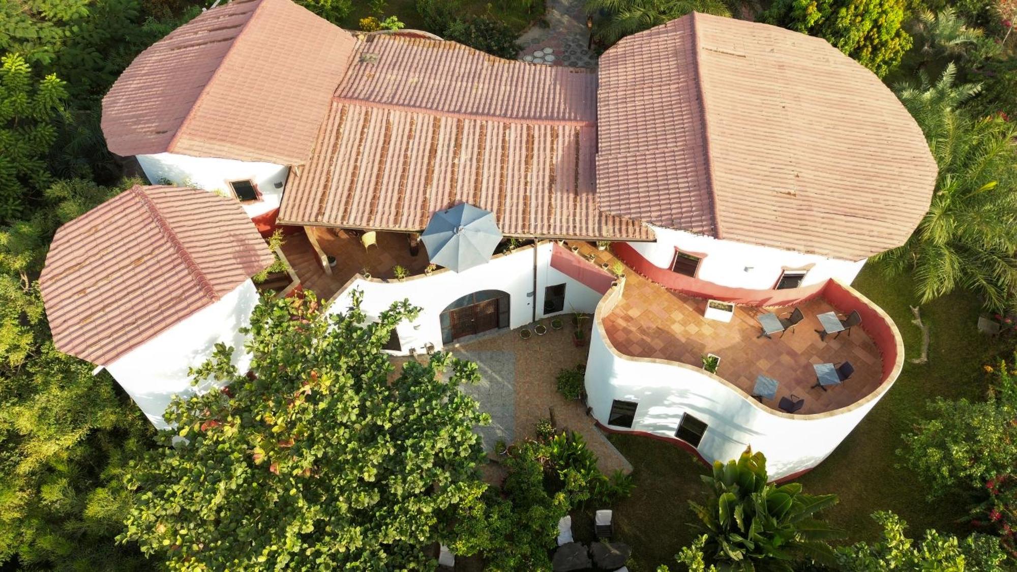 Mama Africa Art Residence & Art Center Gambia Tanji Esterno foto