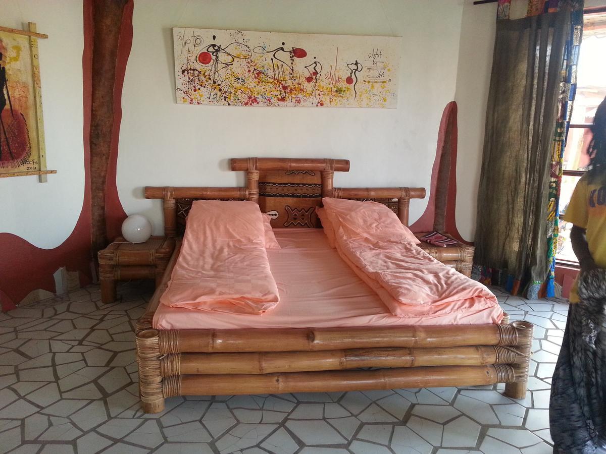 Mama Africa Art Residence & Art Center Gambia Tanji Esterno foto
