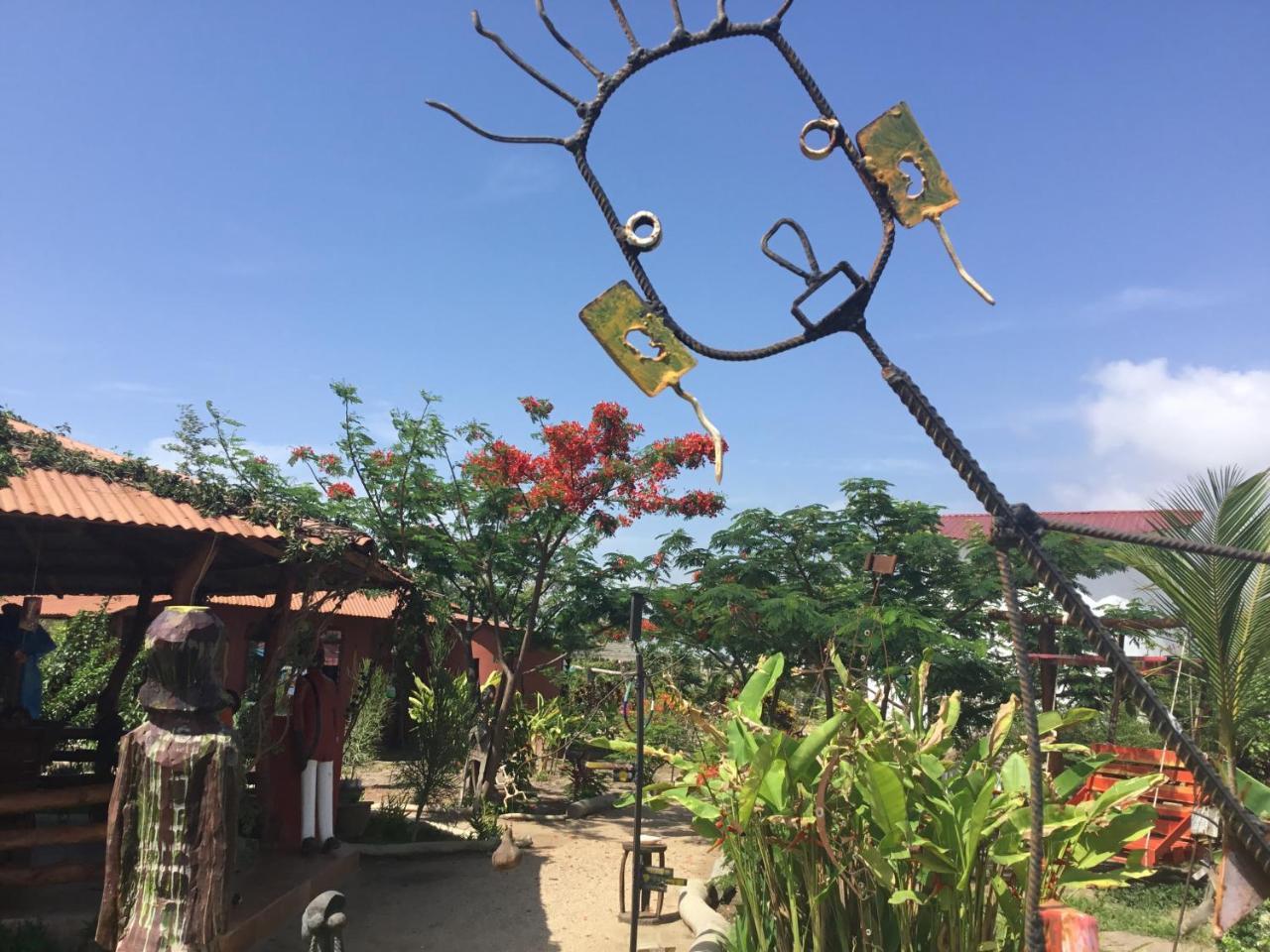 Mama Africa Art Residence & Art Center Gambia Tanji Esterno foto